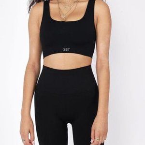 Set Active Onyx Black Biker Shorts + Bra
